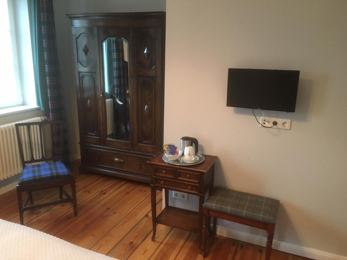 B&B Fiddler's Inn Neuruppin Eksteriør billede